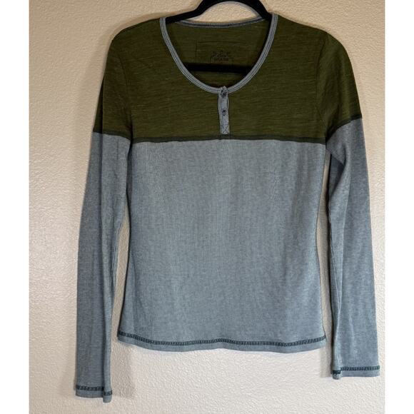 Prana Top Womens Size Medium Sage Green Henley Long Sleeve Top - Picture 1 of 6